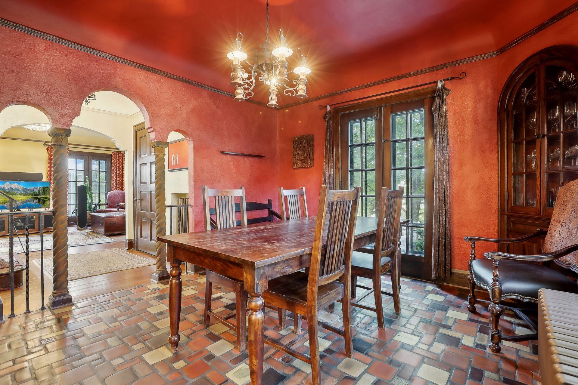 main property photo 13