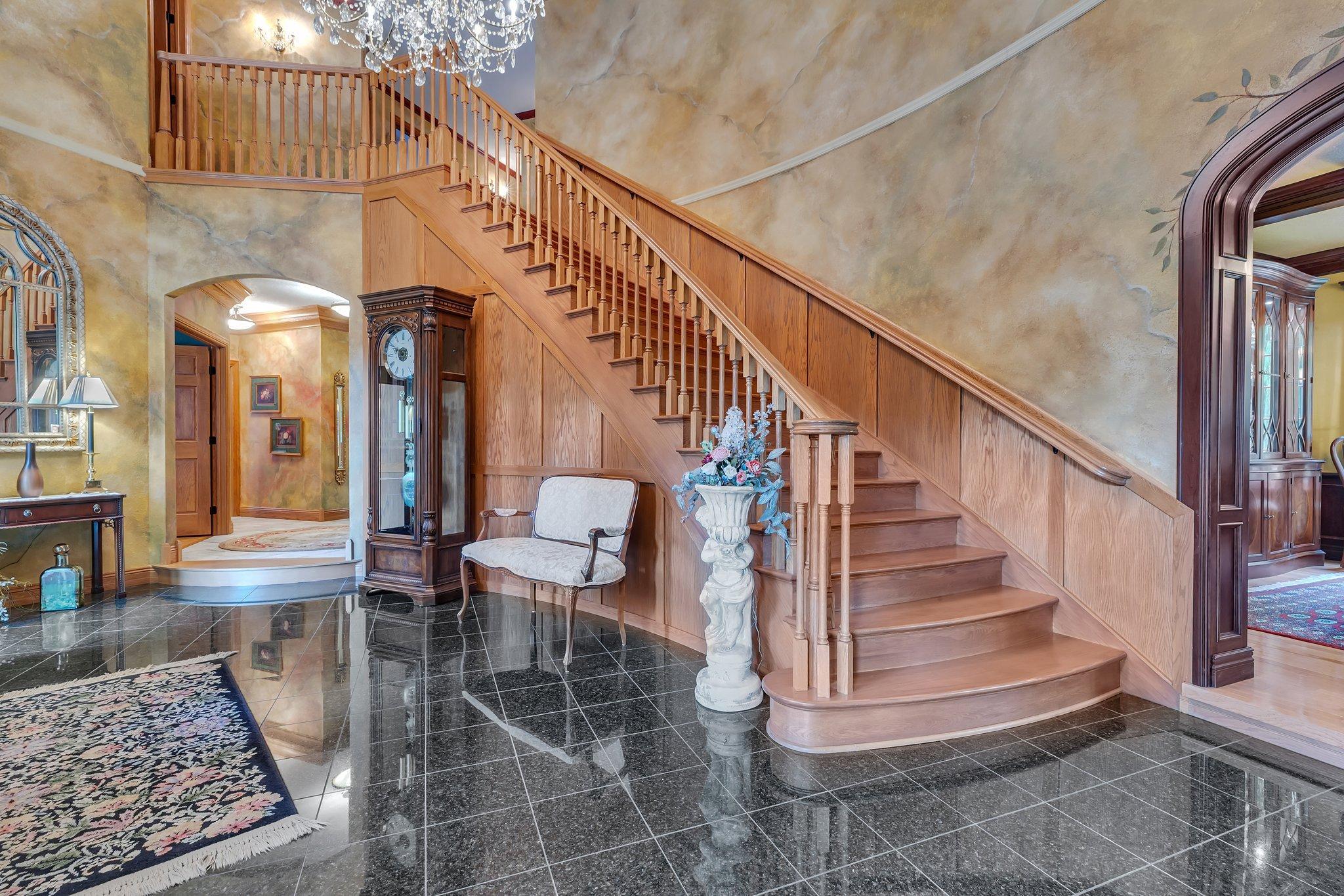 main property photo 34