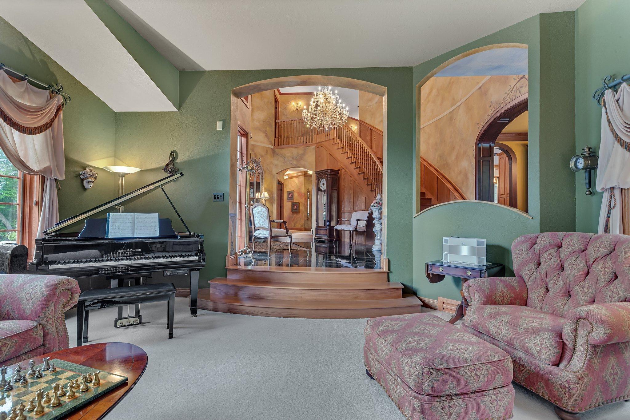 main property photo 41