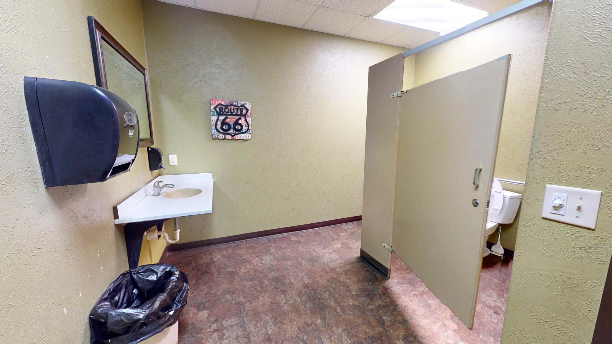 main property photo 45