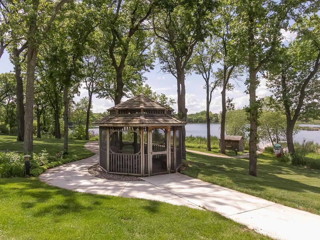 main property photo 19