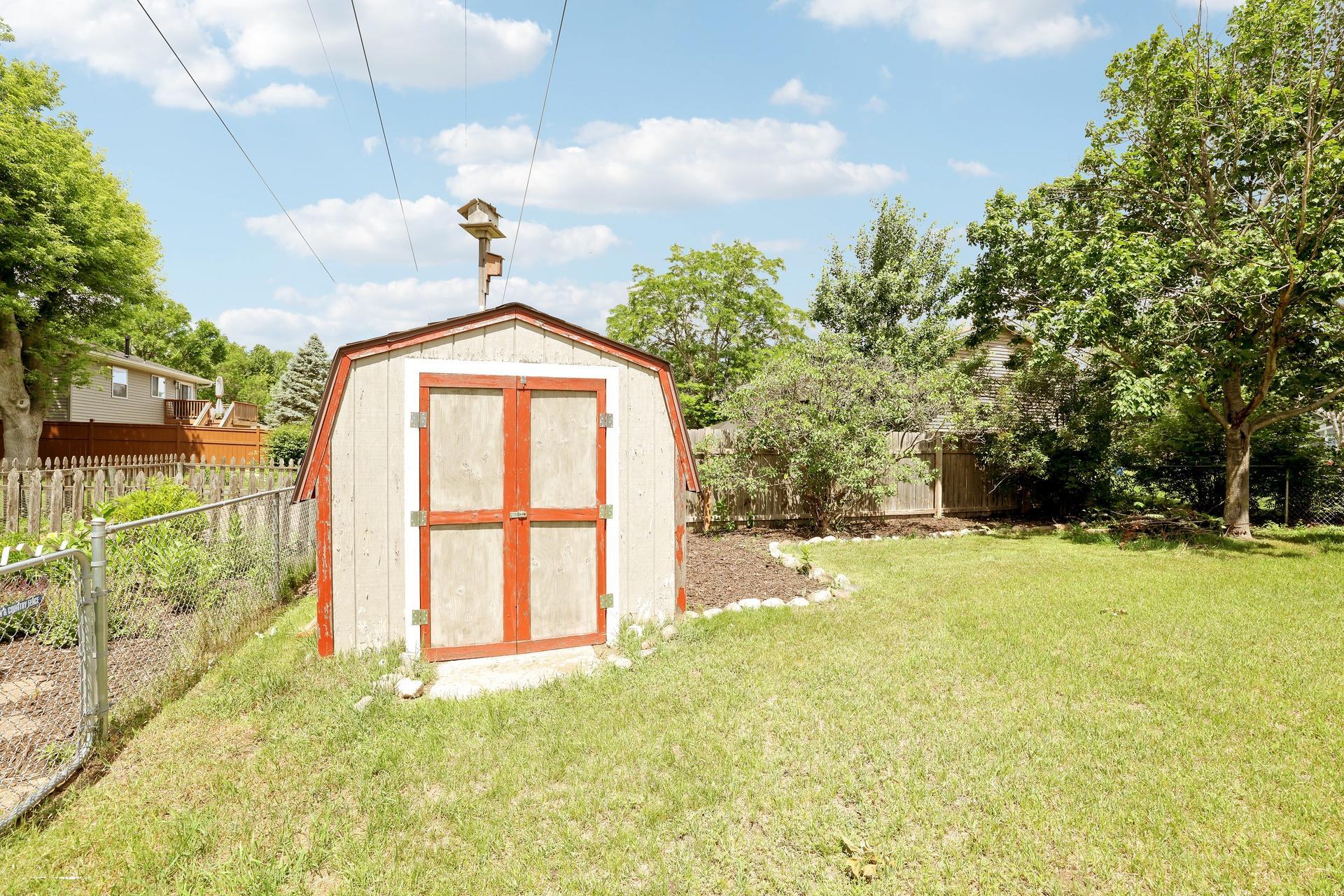 main property photo 33