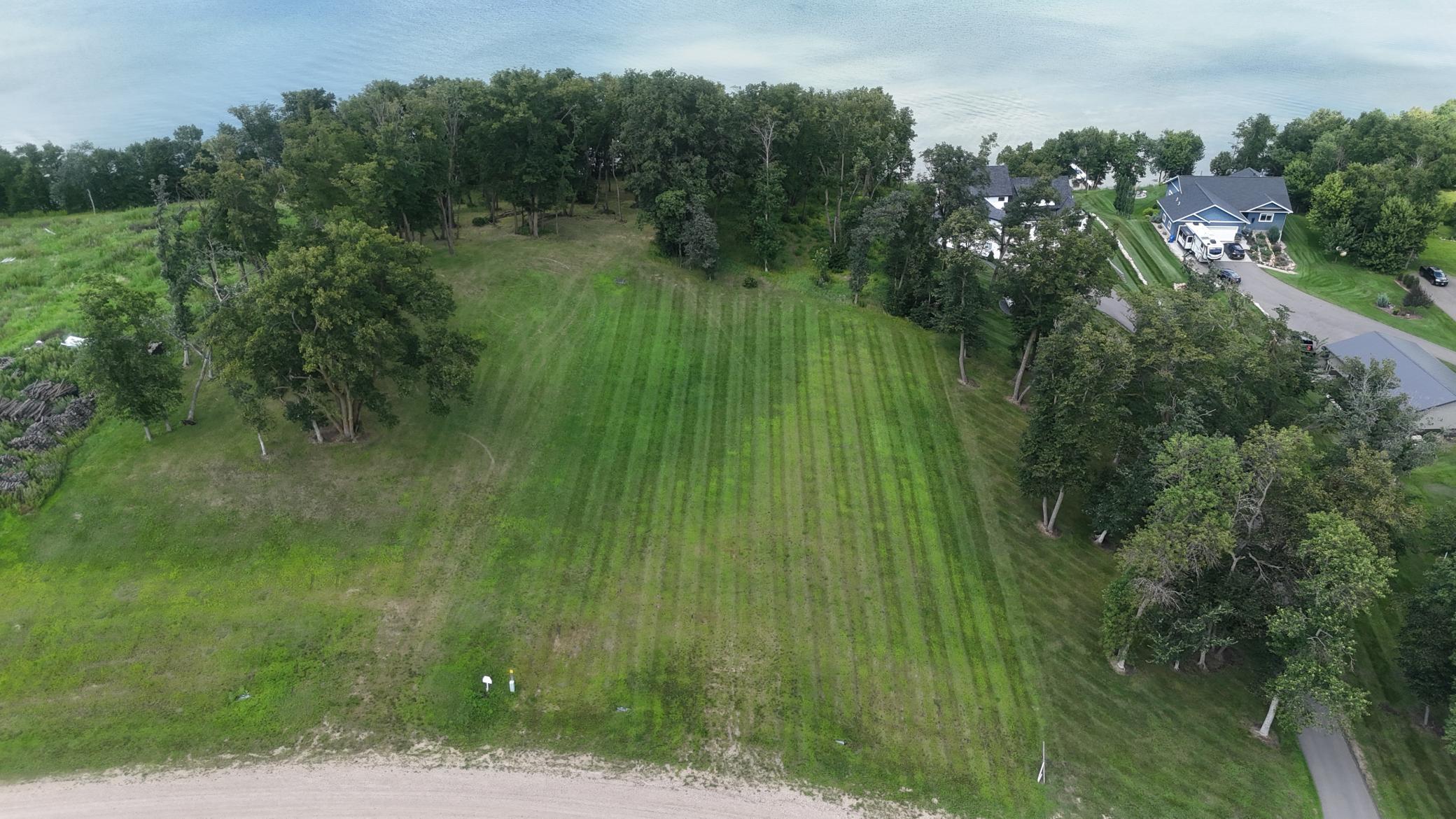 main property photo 12