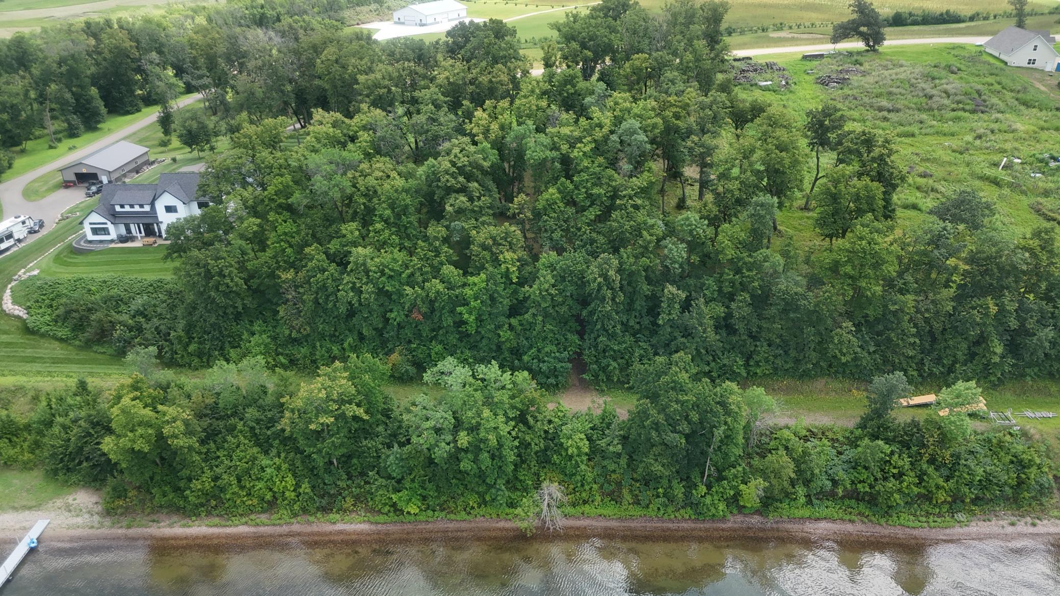 main property photo 8