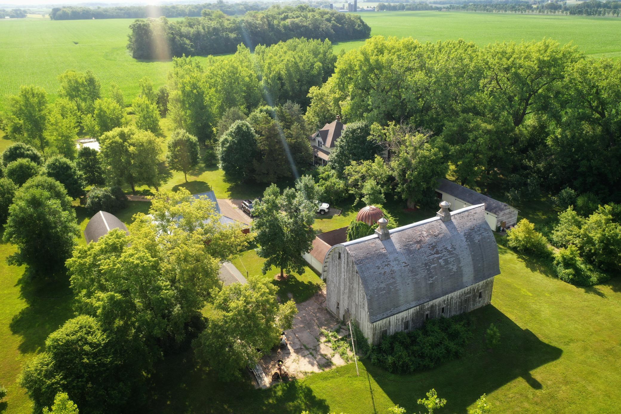 main property photo 49