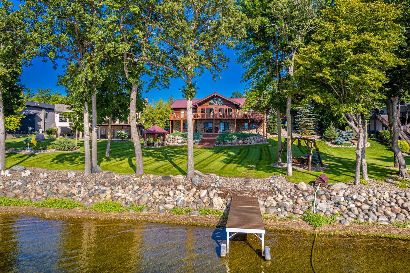 main property photo 9
