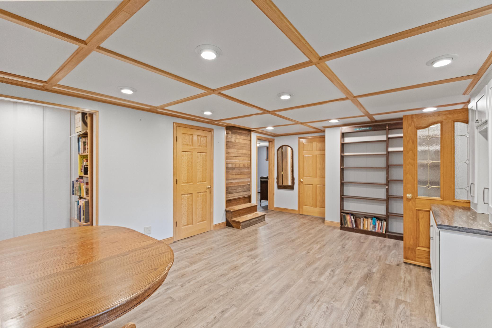 main property photo 50