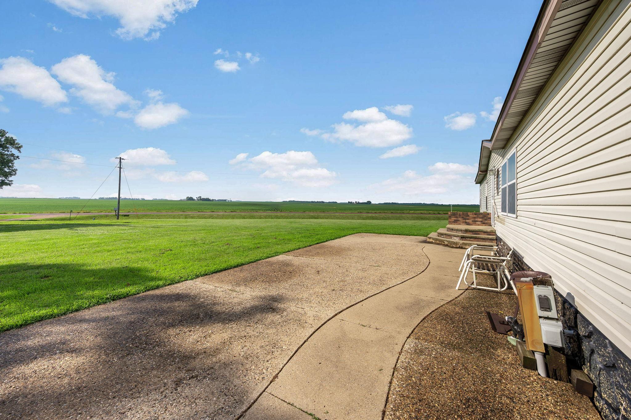 main property photo 36