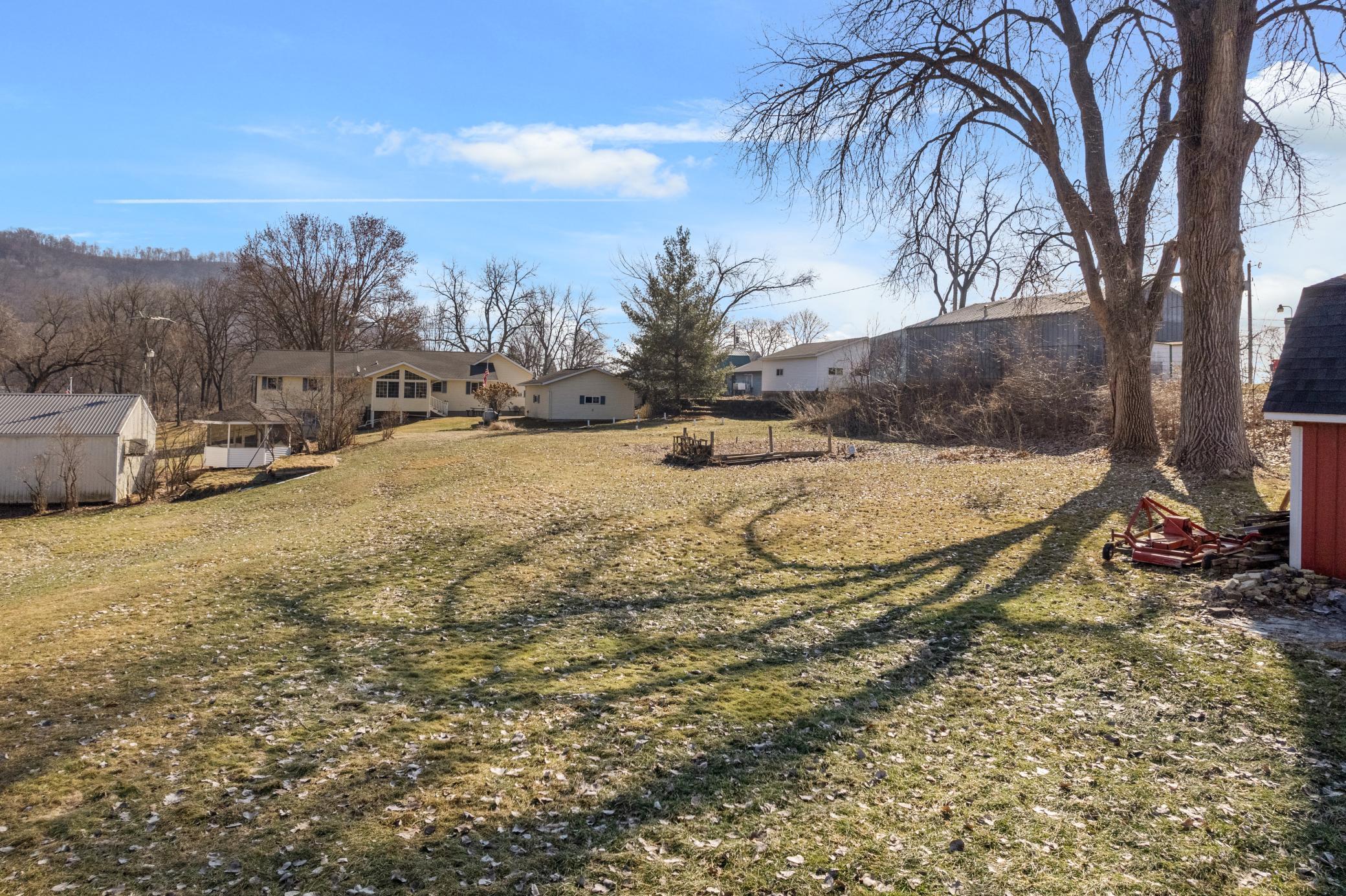 main property photo 29