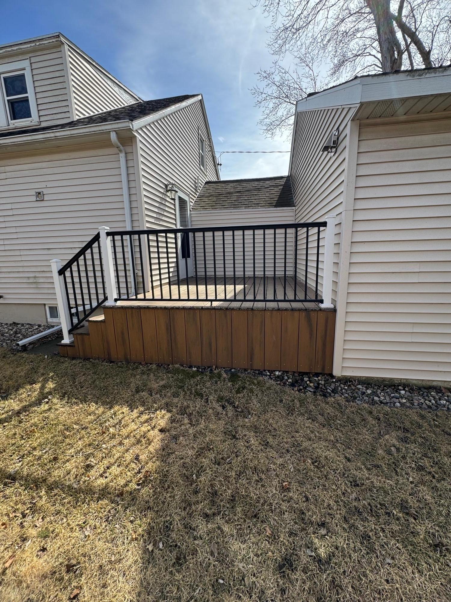 main property photo 28