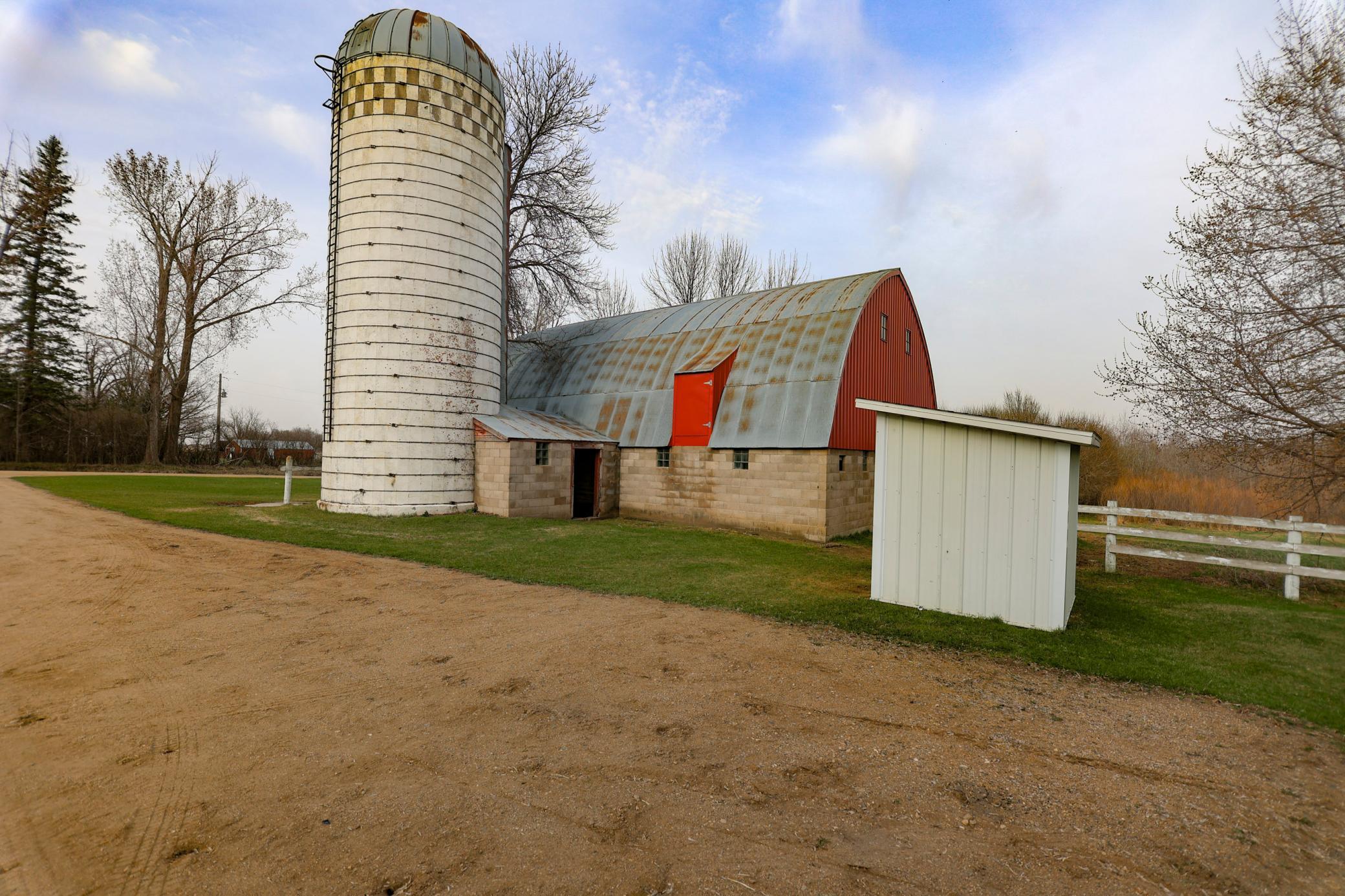 main property photo 51