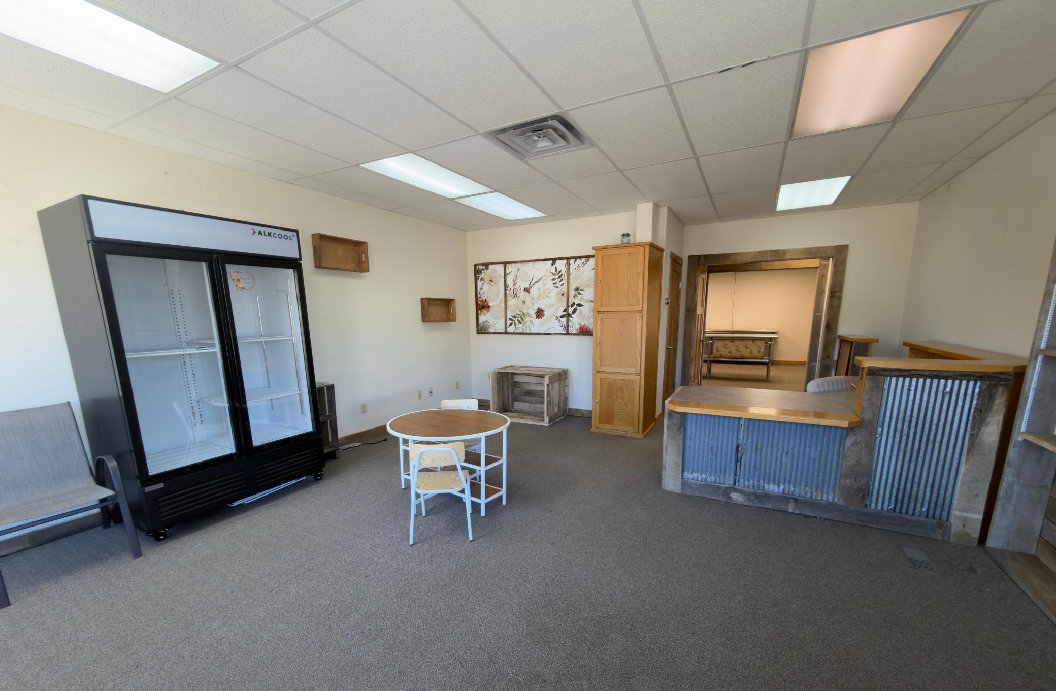 main property photo 5