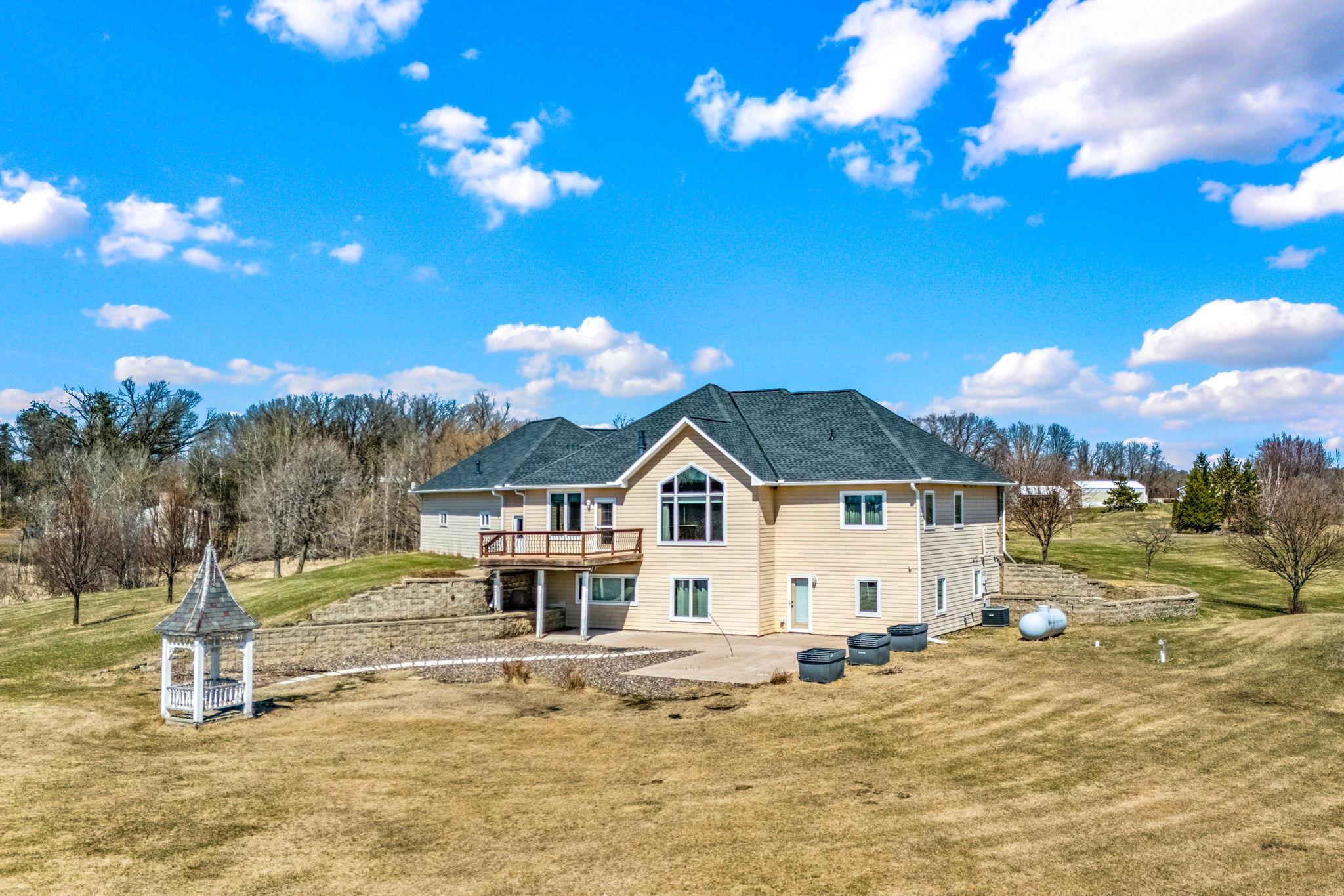 main property photo 47