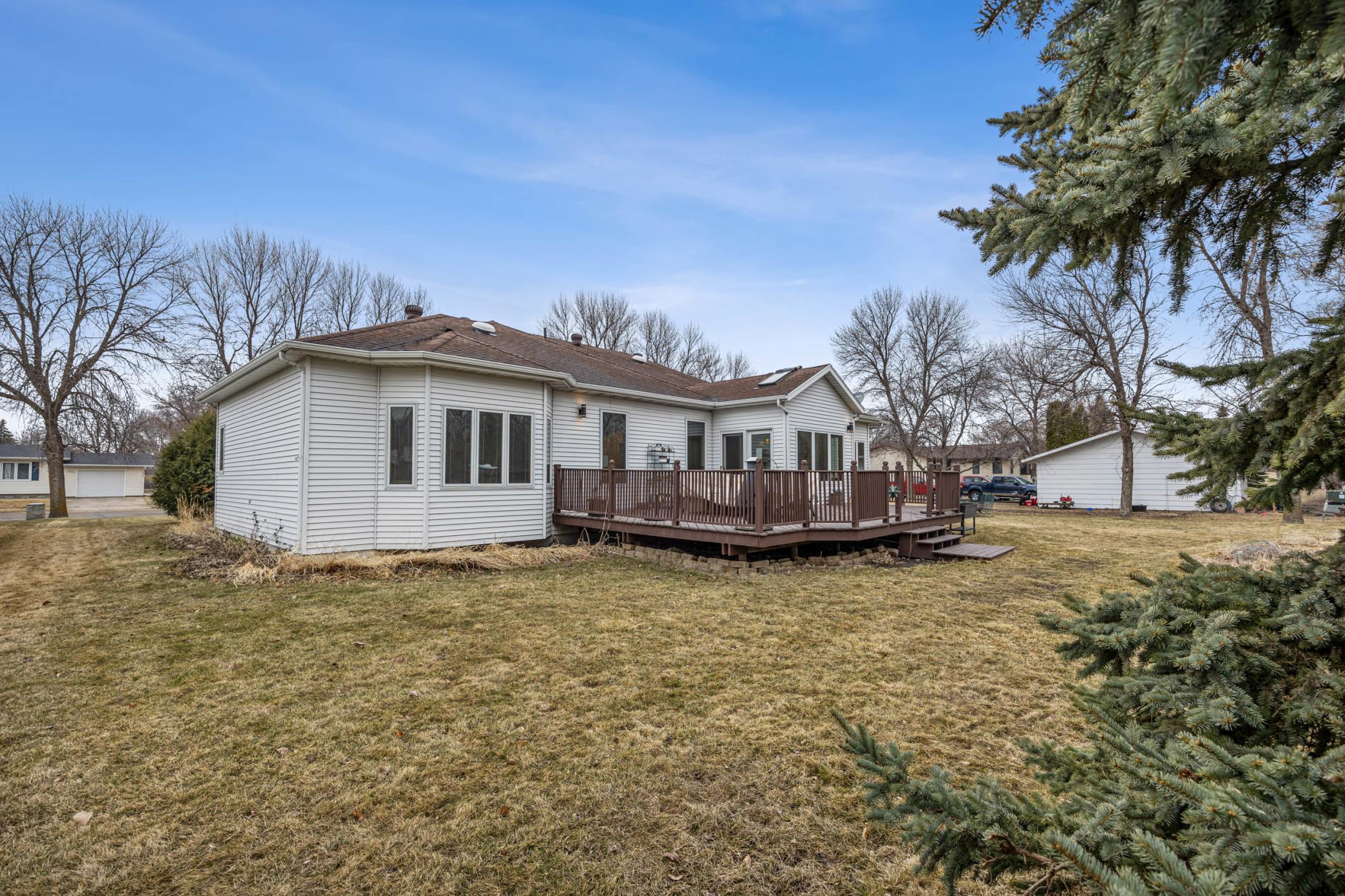 main property photo 39