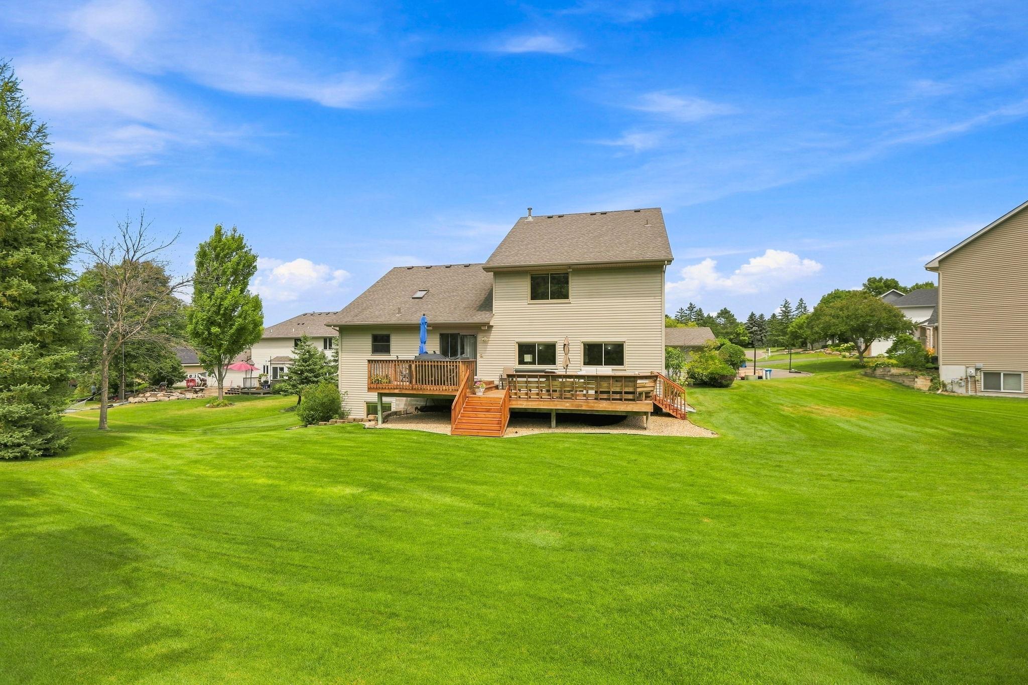main property photo 30