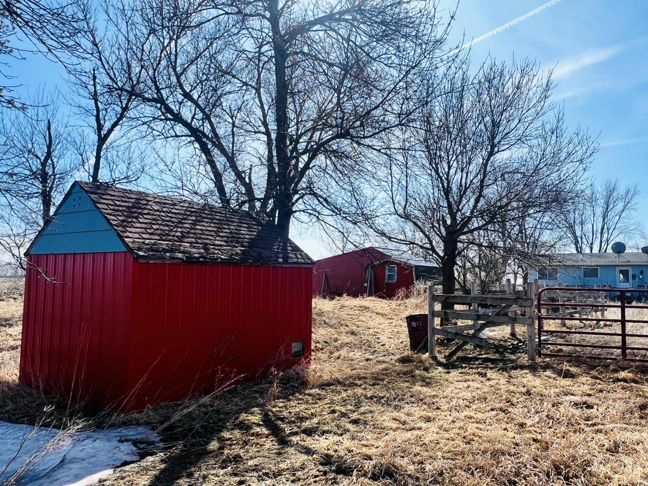 main property photo 19