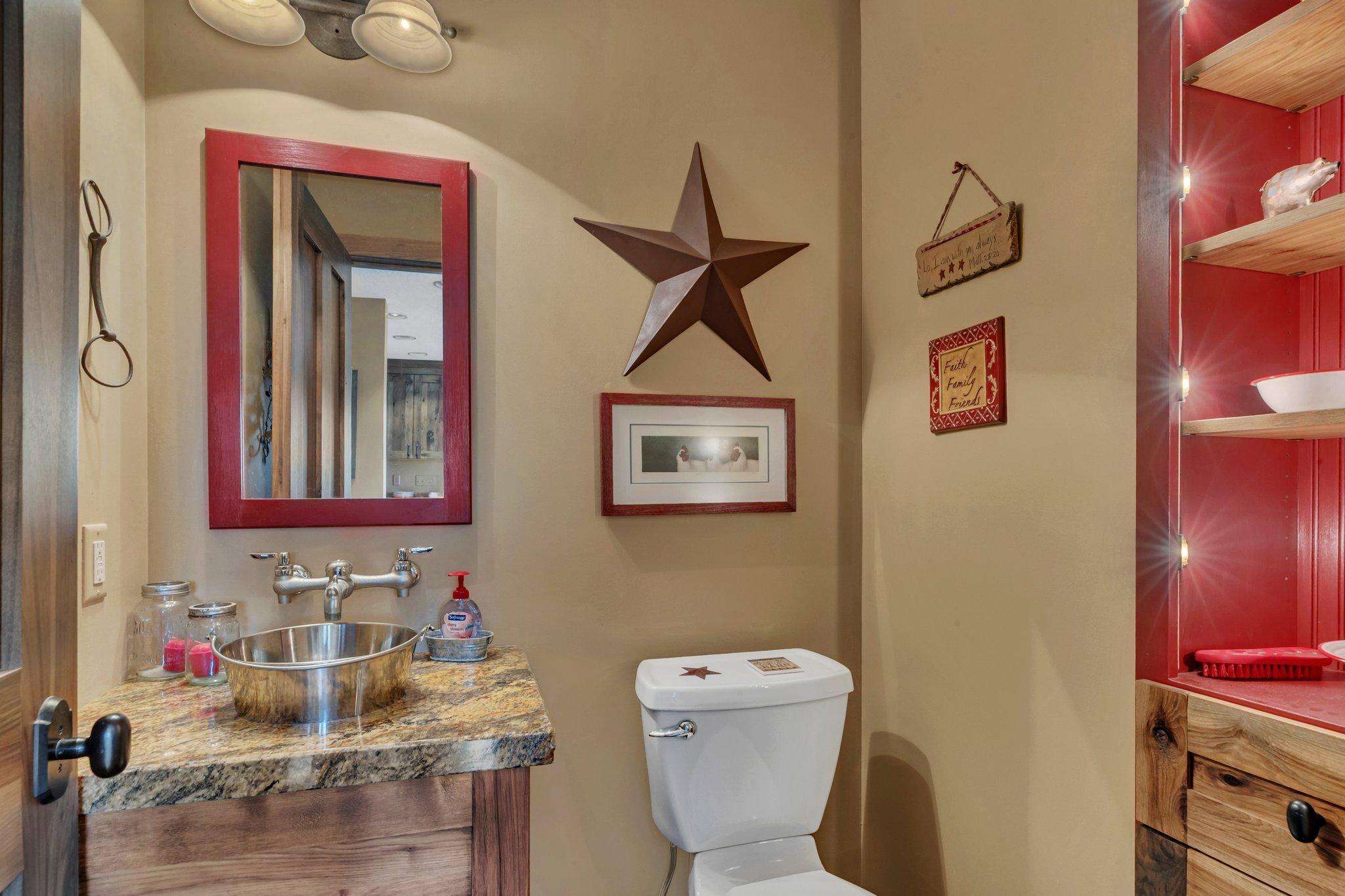 main property photo 10
