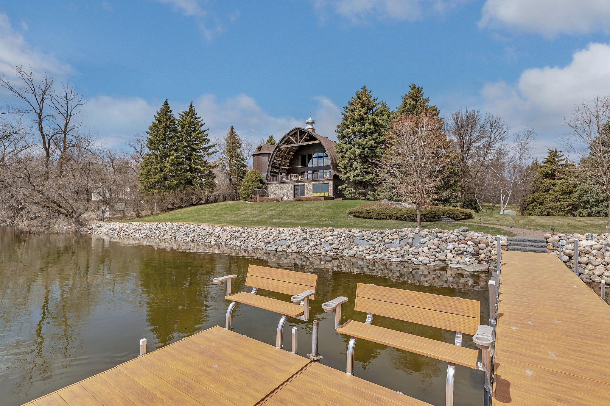 main property photo 29