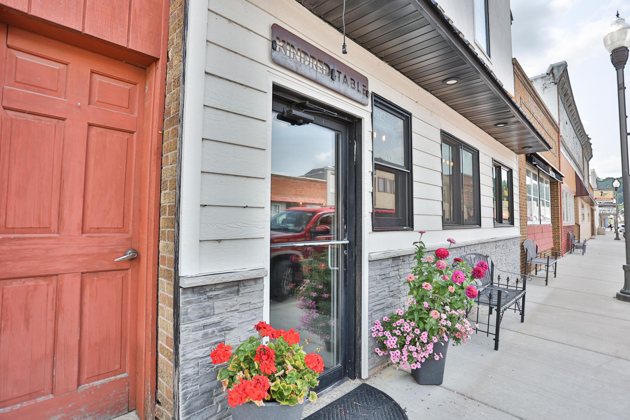 main property photo 50