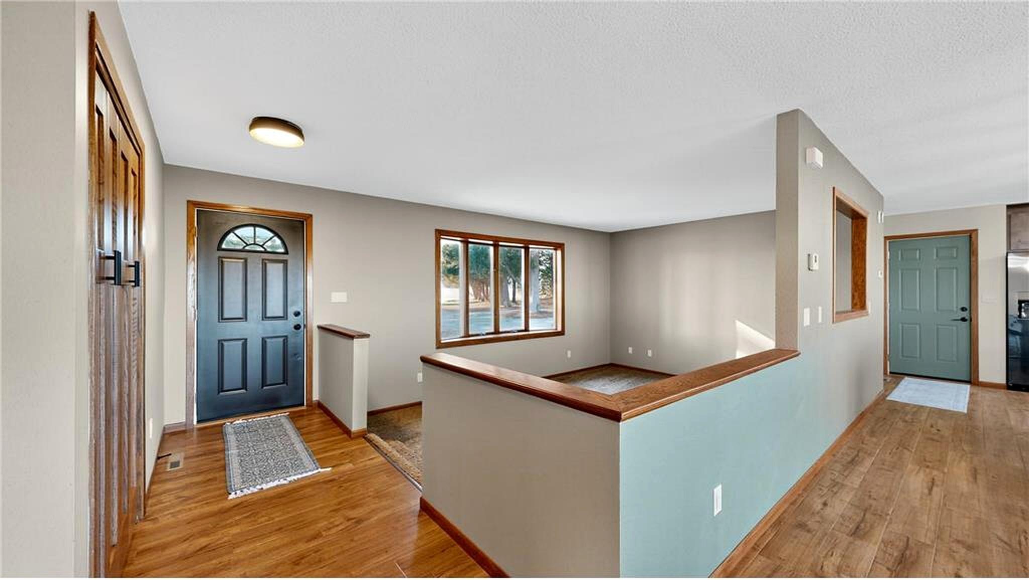 main property photo 17