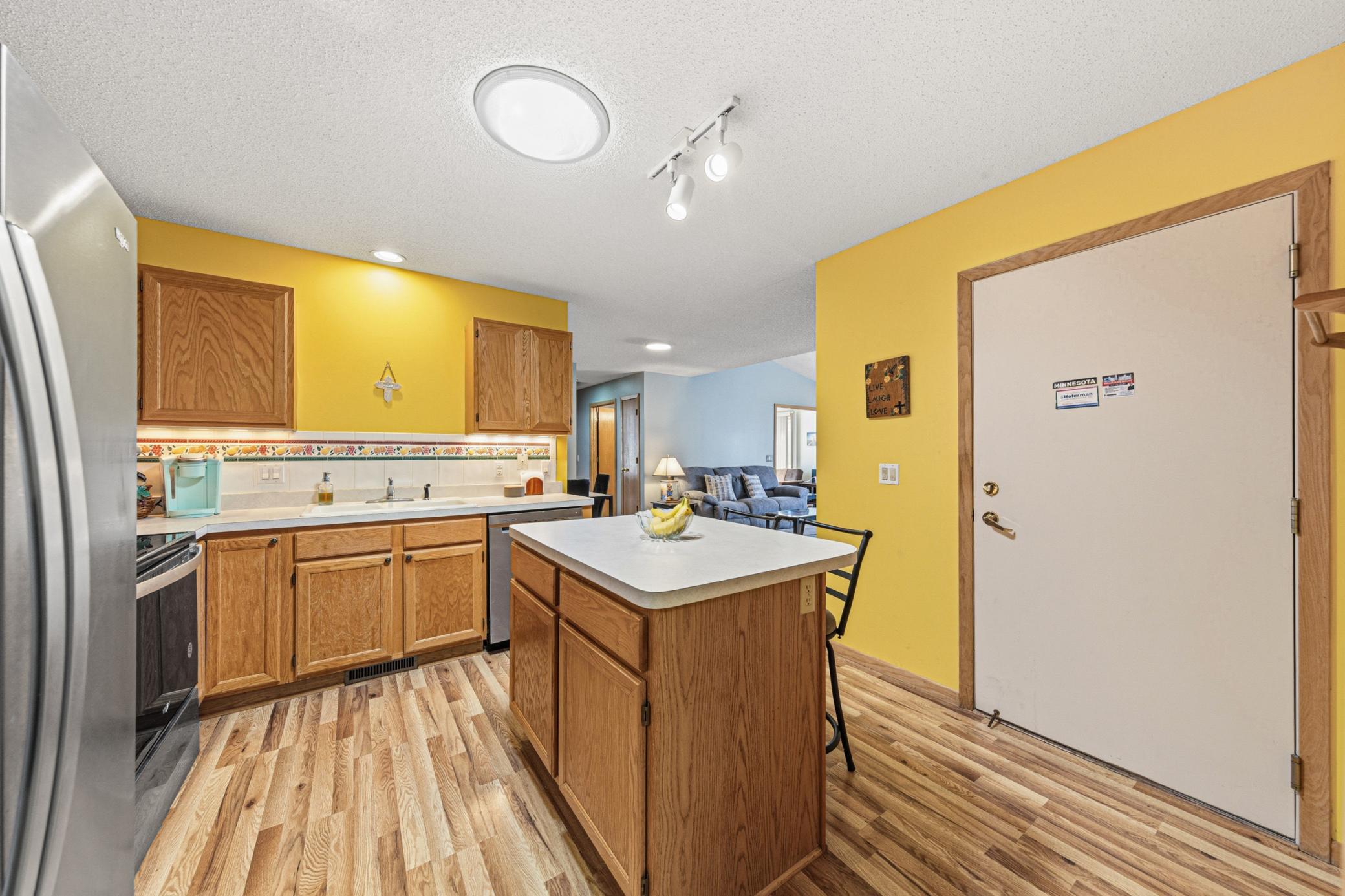 main property photo 16