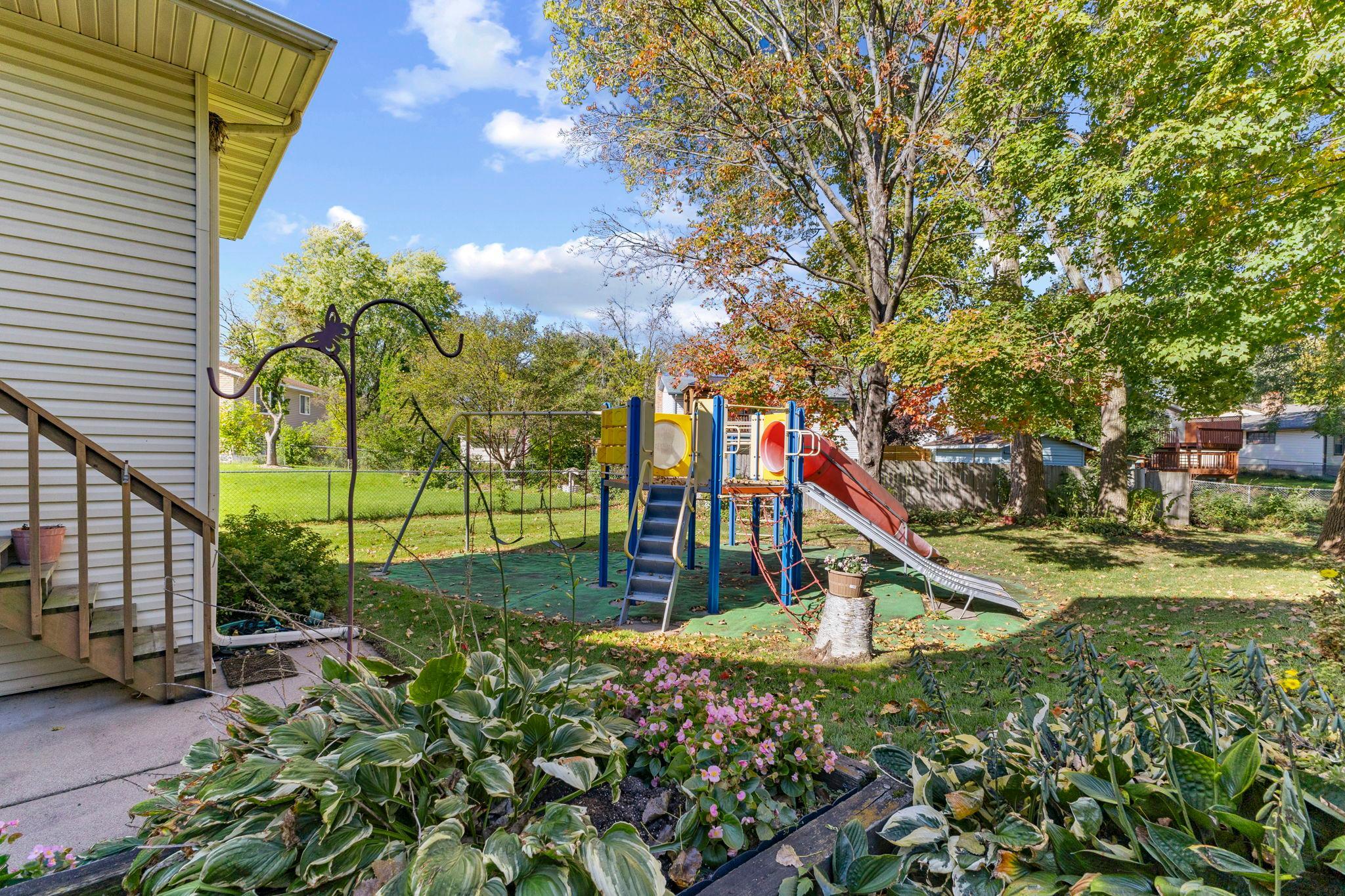 main property photo 59