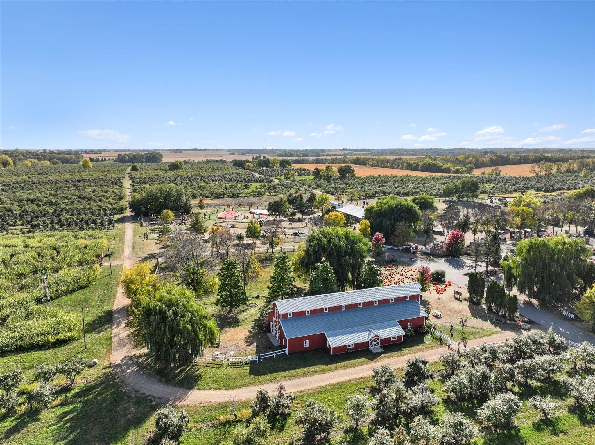 main property photo 28
