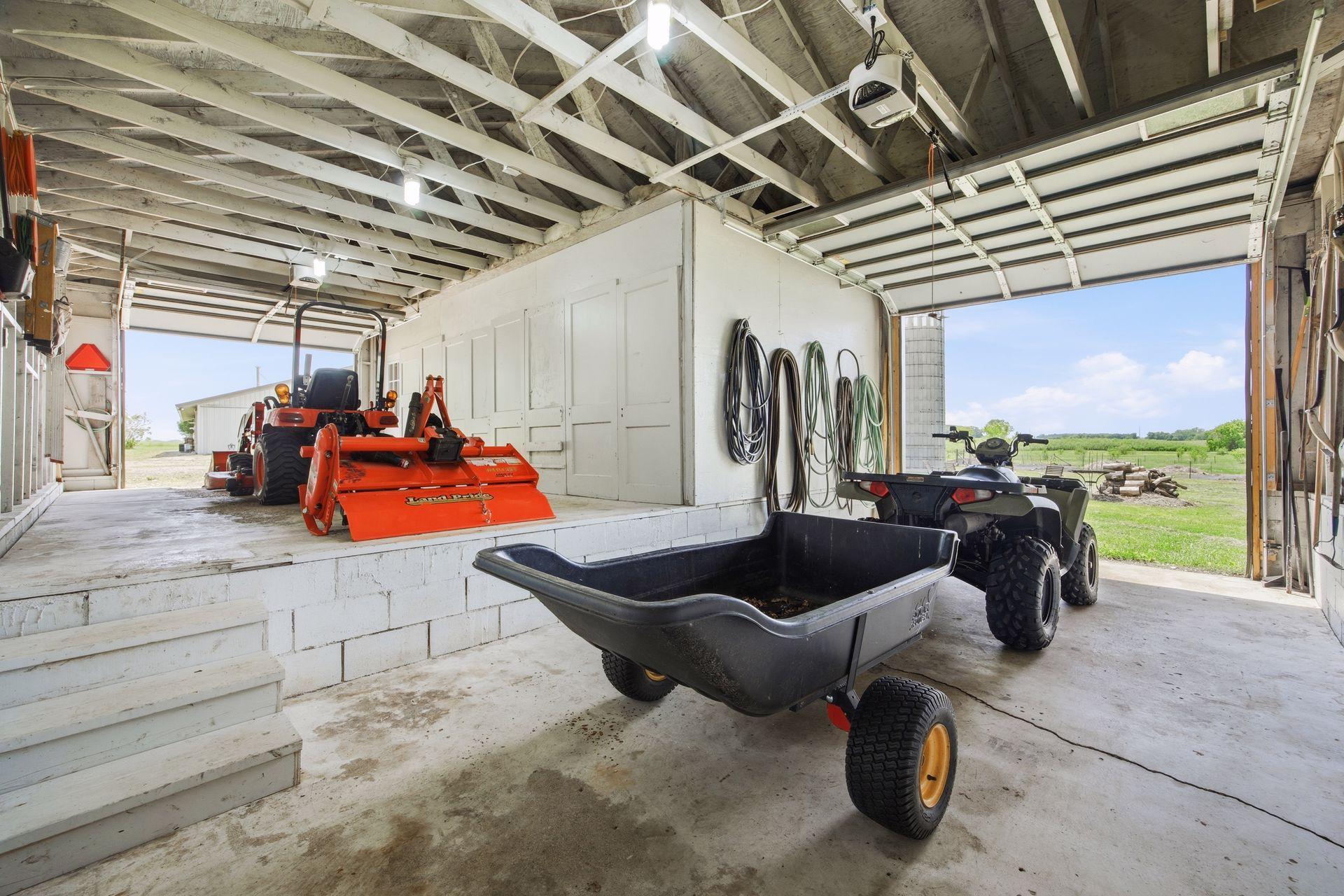 main property photo 51