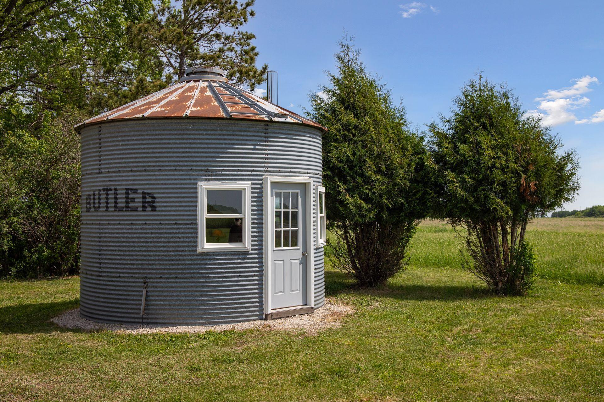 main property photo 58