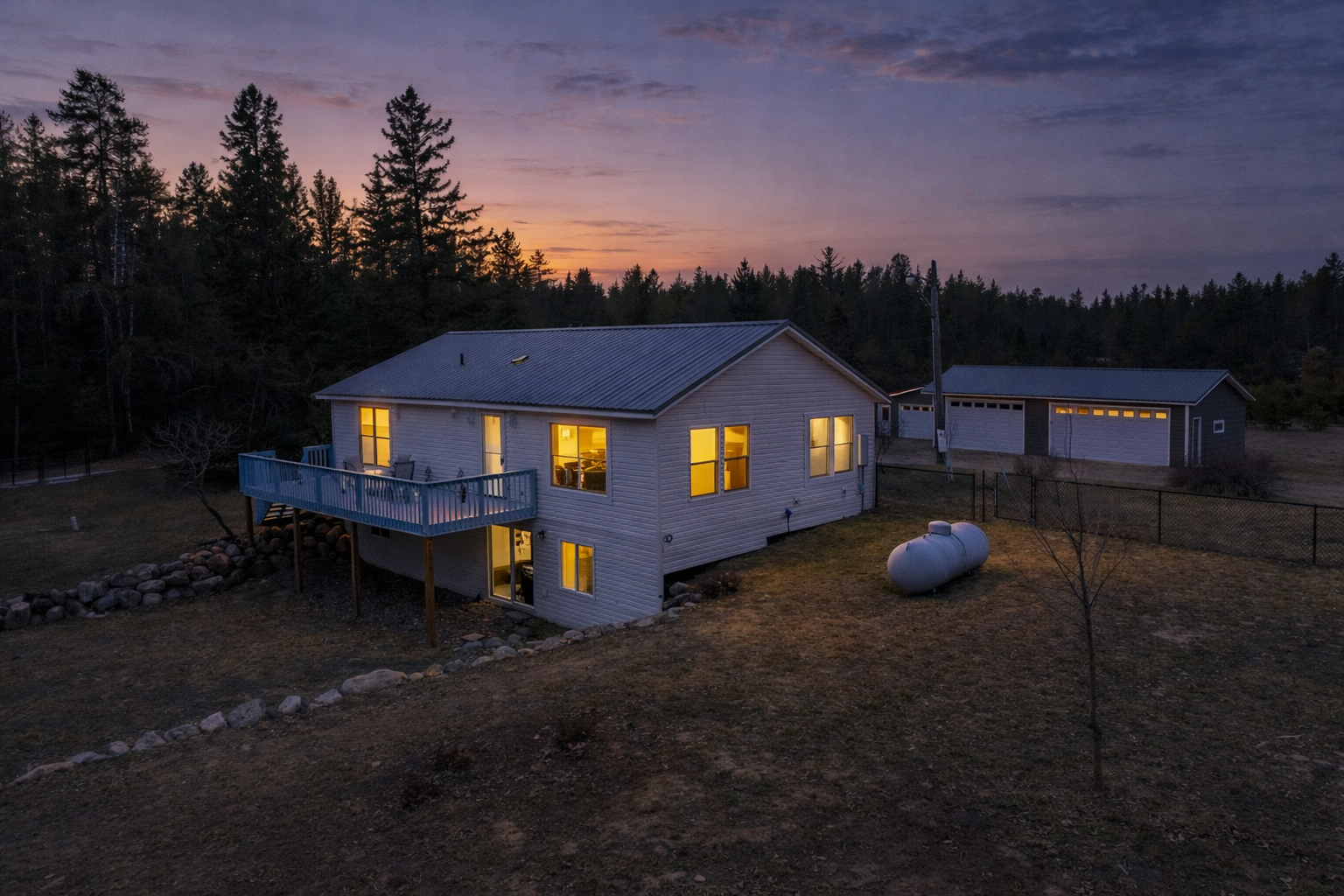 main property photo 37