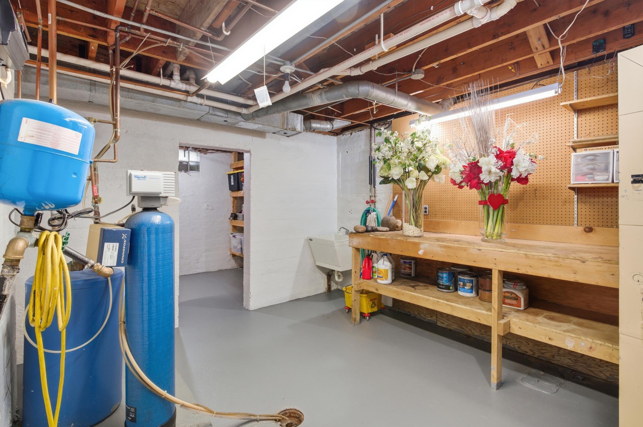 main property photo 79