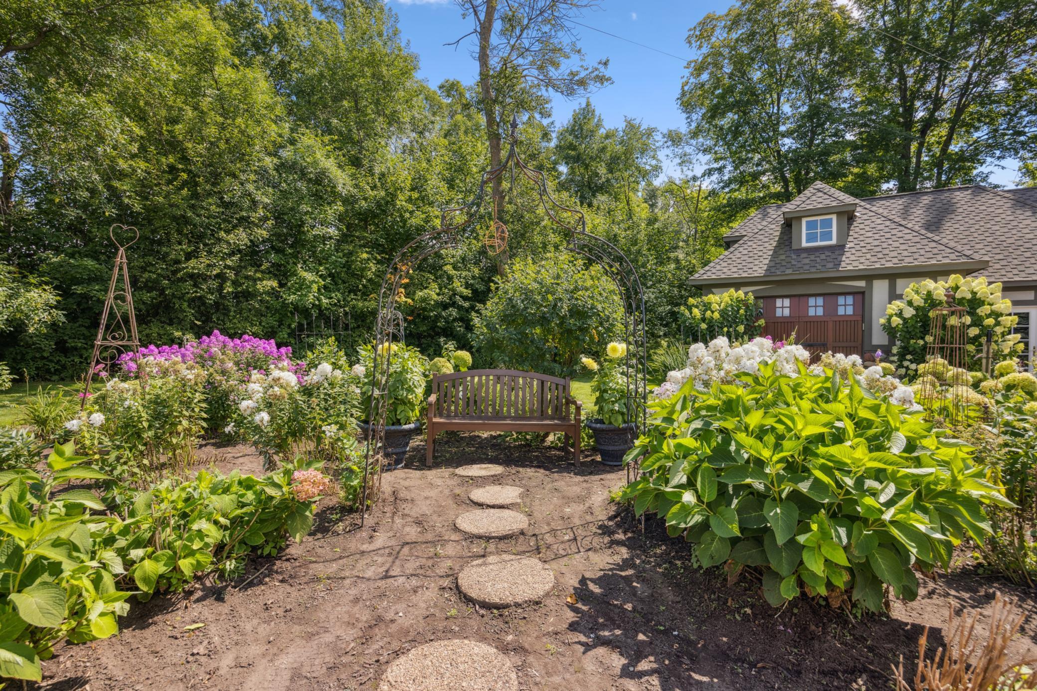 main property photo 86