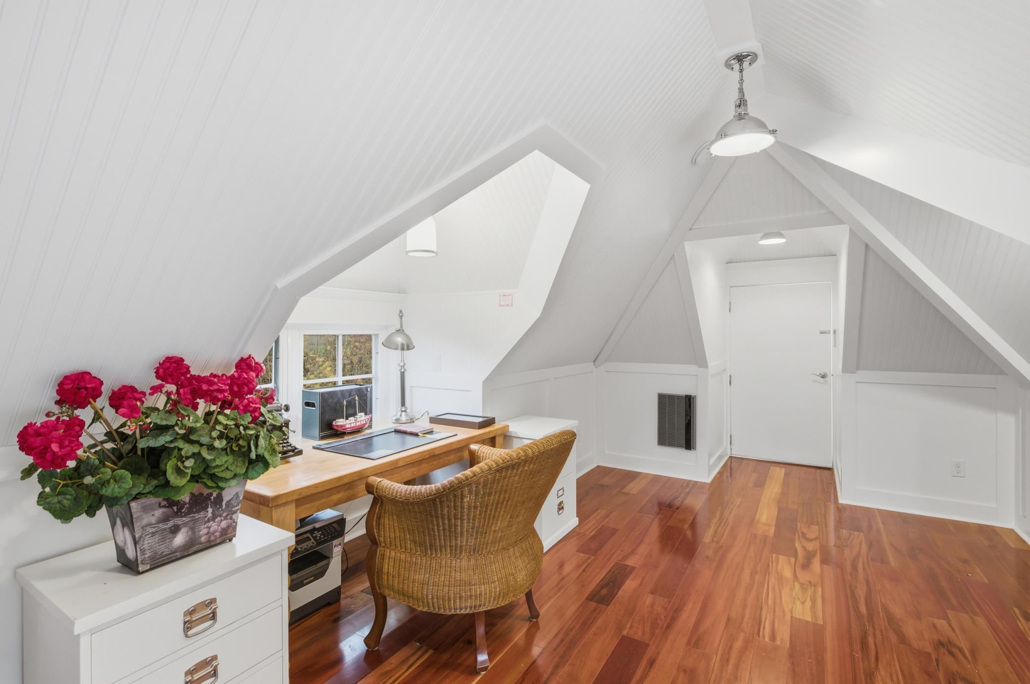 main property photo 94