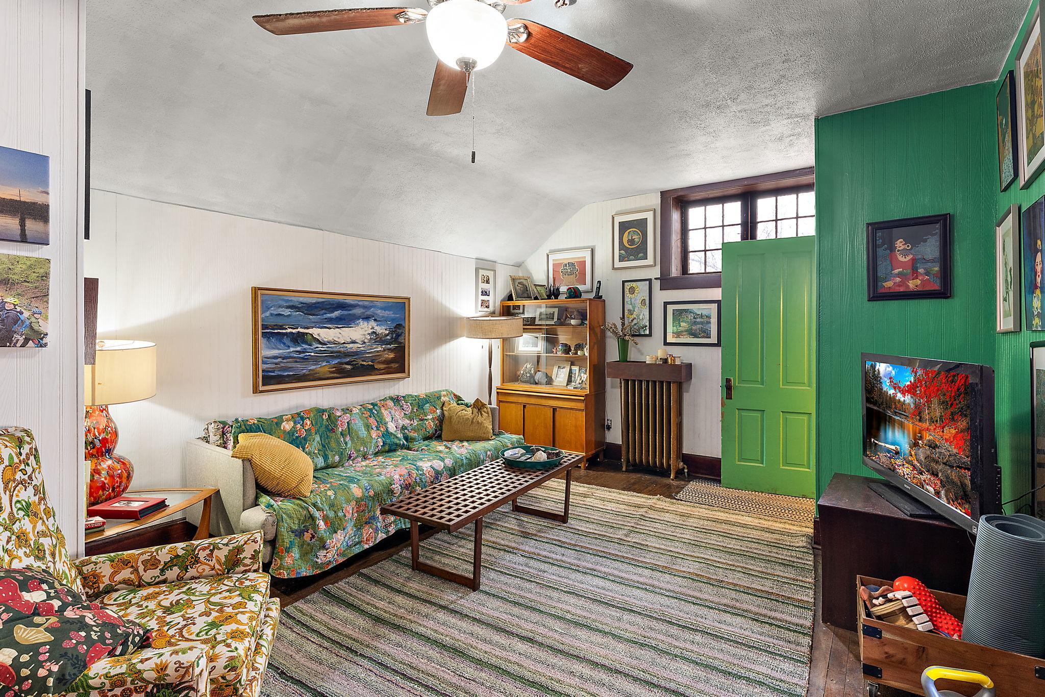 main property photo 57
