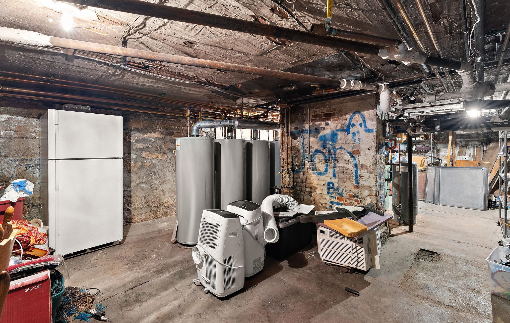 main property photo 76