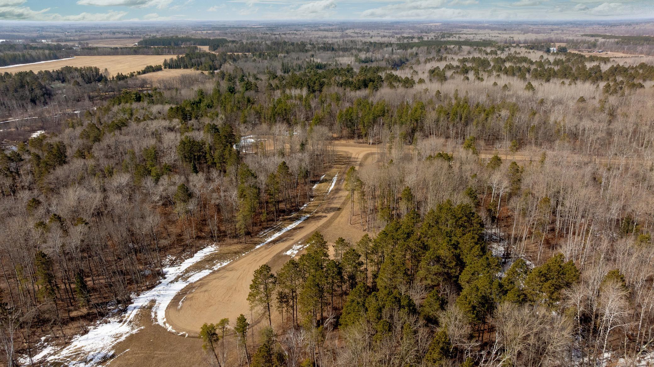 main property photo 11