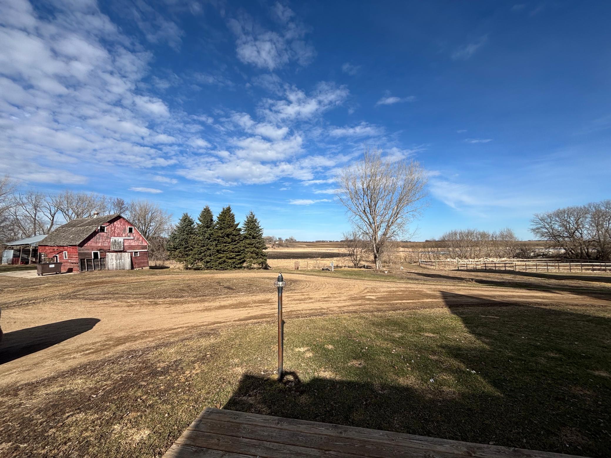 main property photo 18