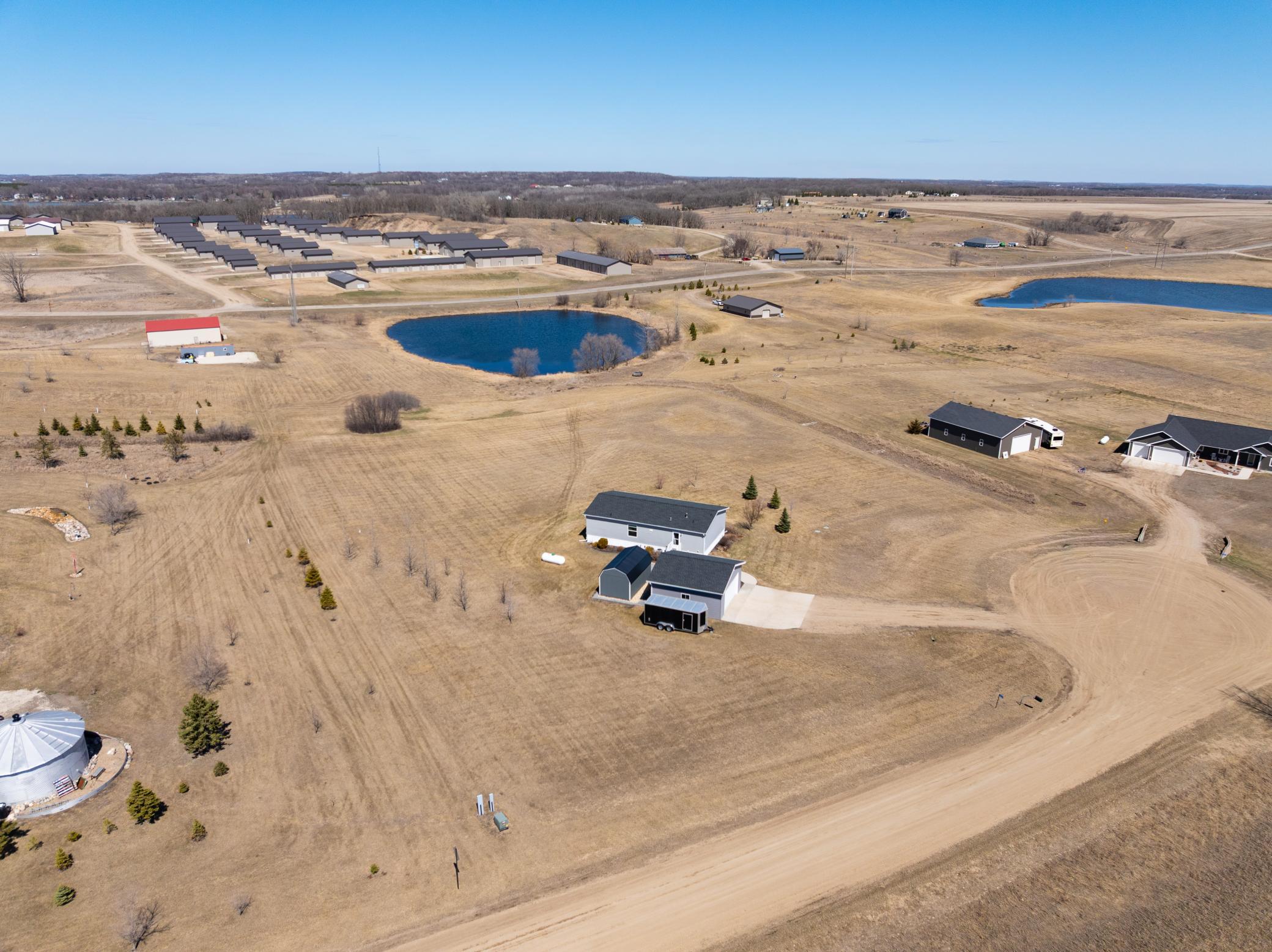 main property photo 38