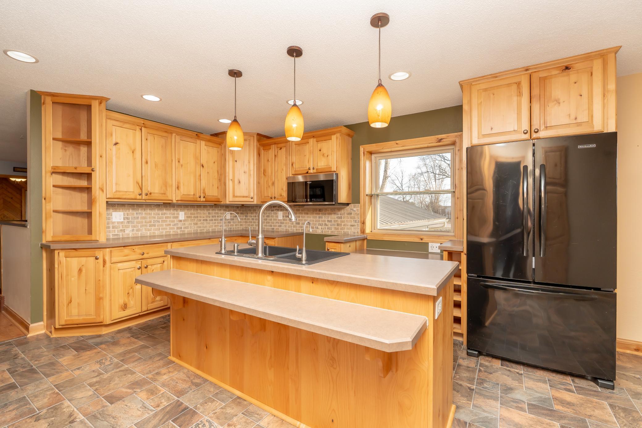 main property photo 14