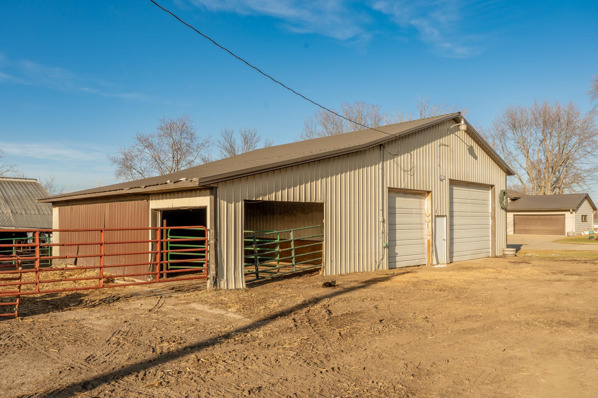 main property photo 38