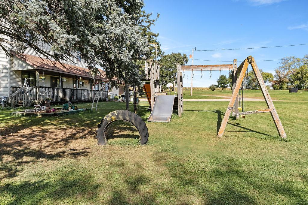 main property photo 24
