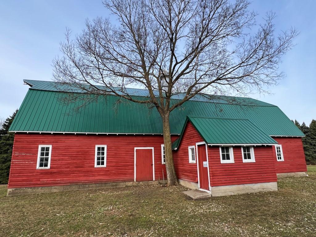 main property photo 16