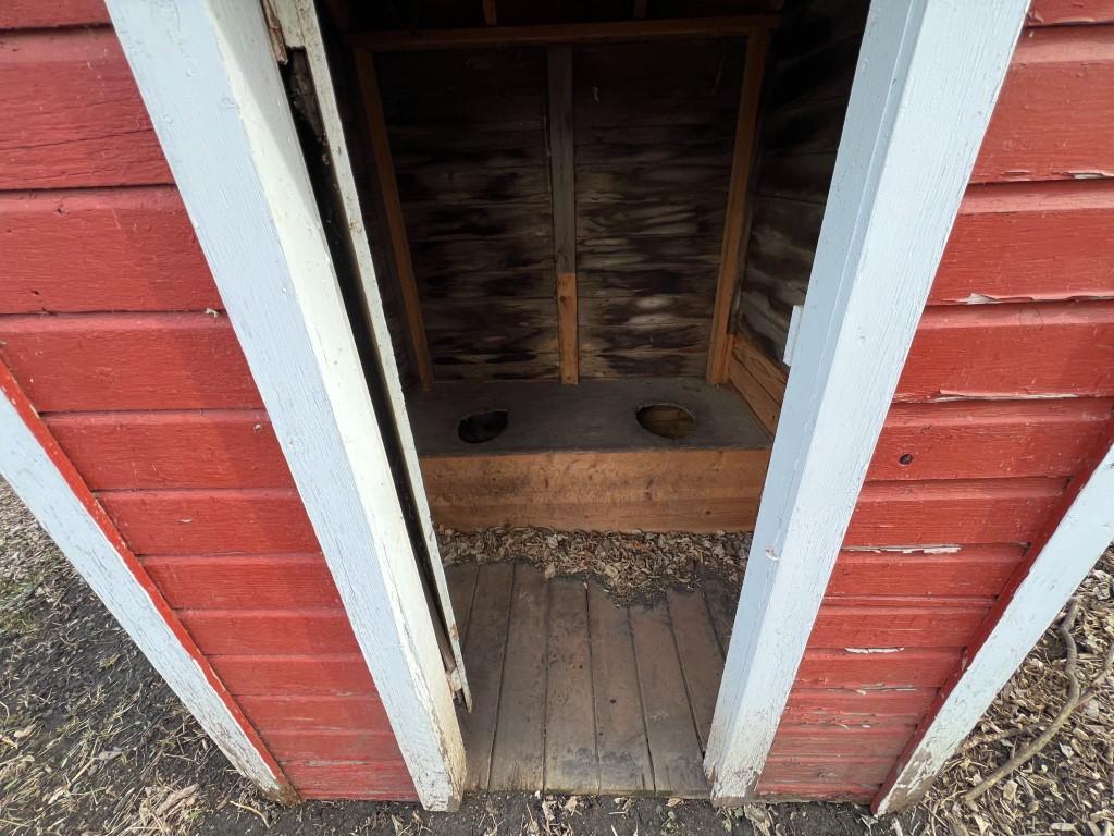 main property photo 22
