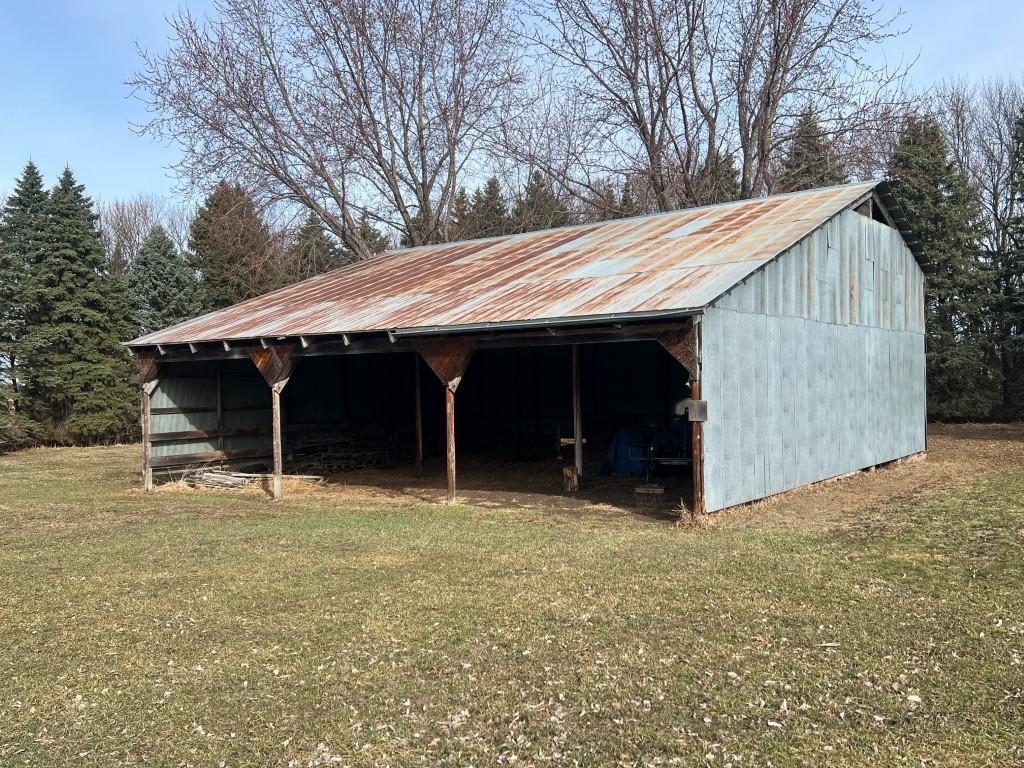 main property photo 23