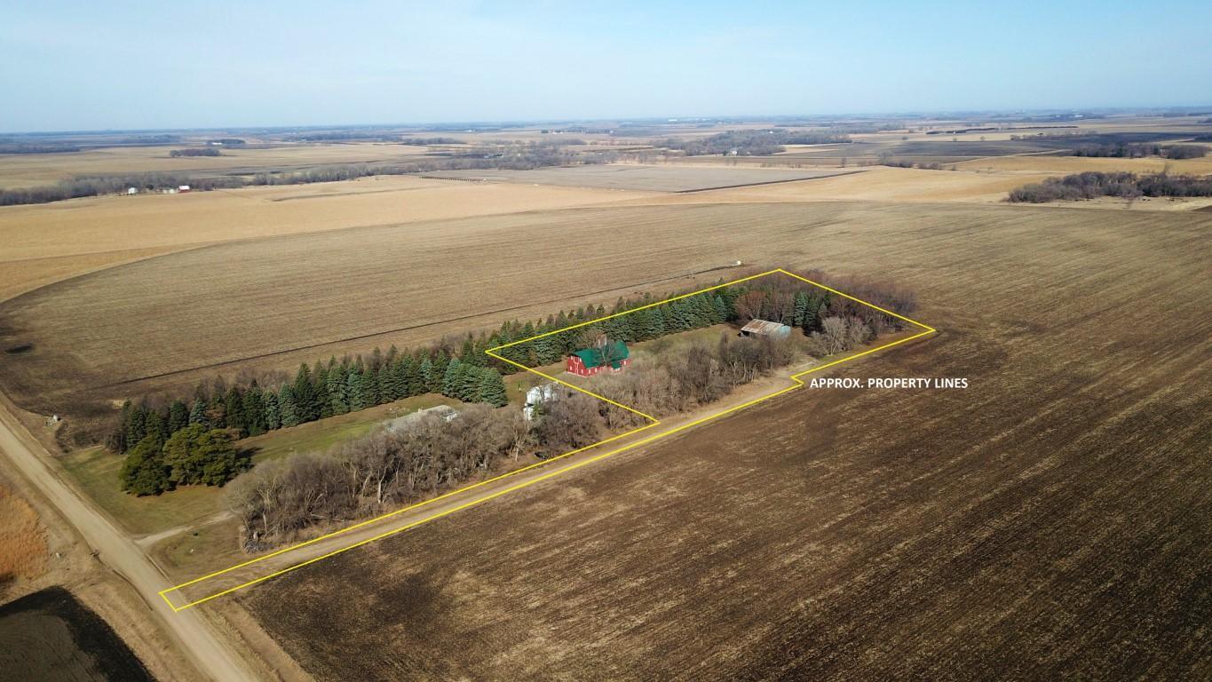 main property photo 4