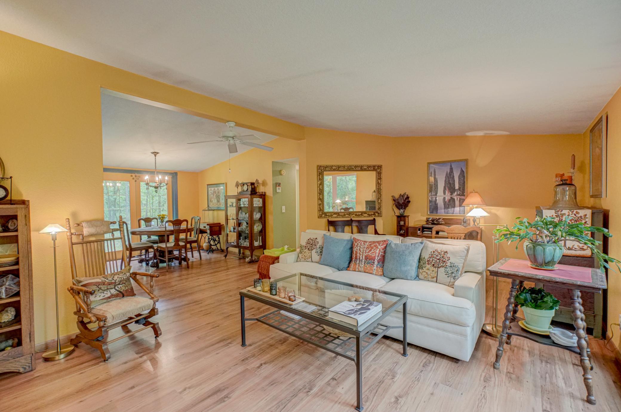 property viewer photo 12