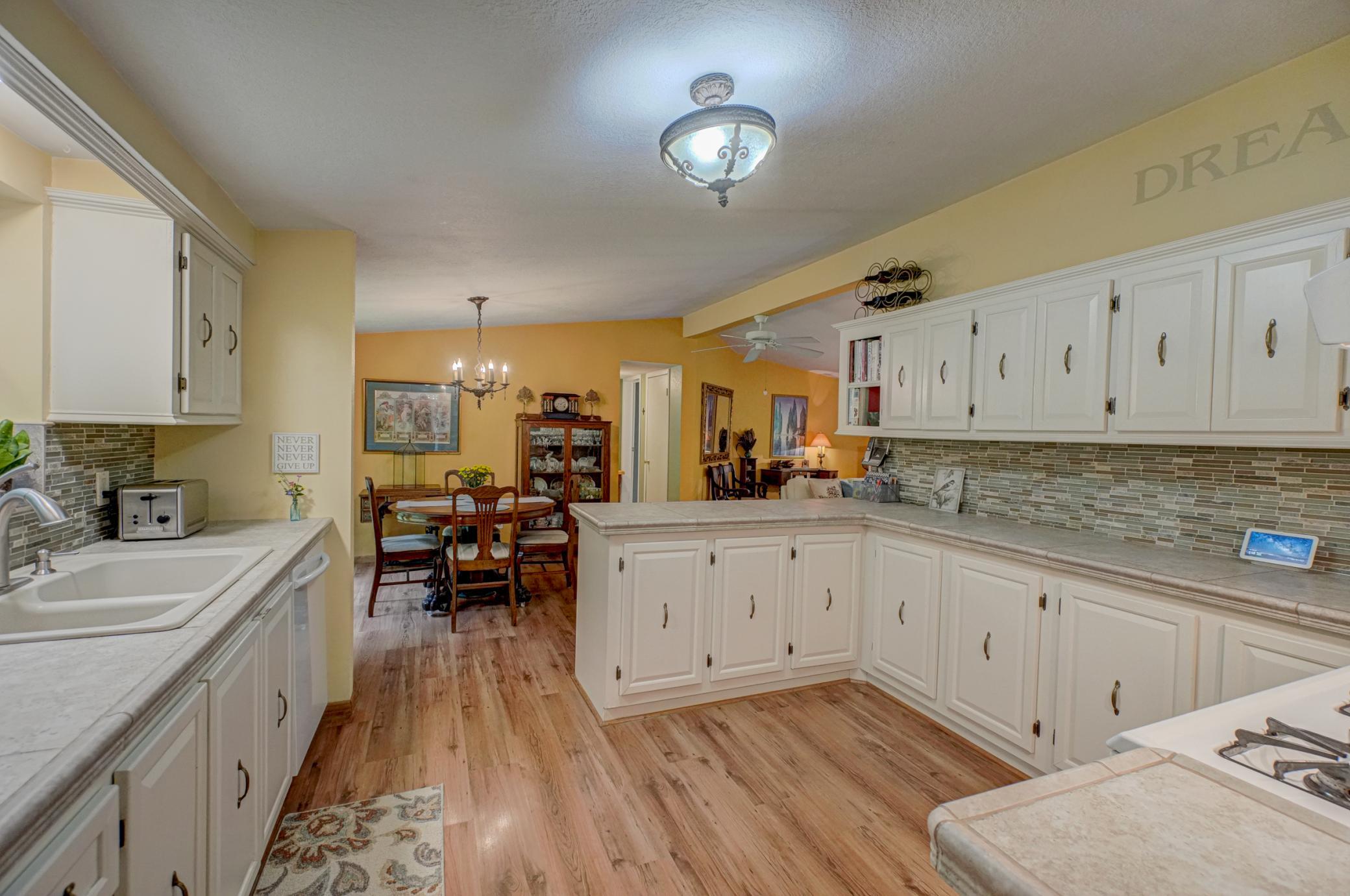property viewer photo 16