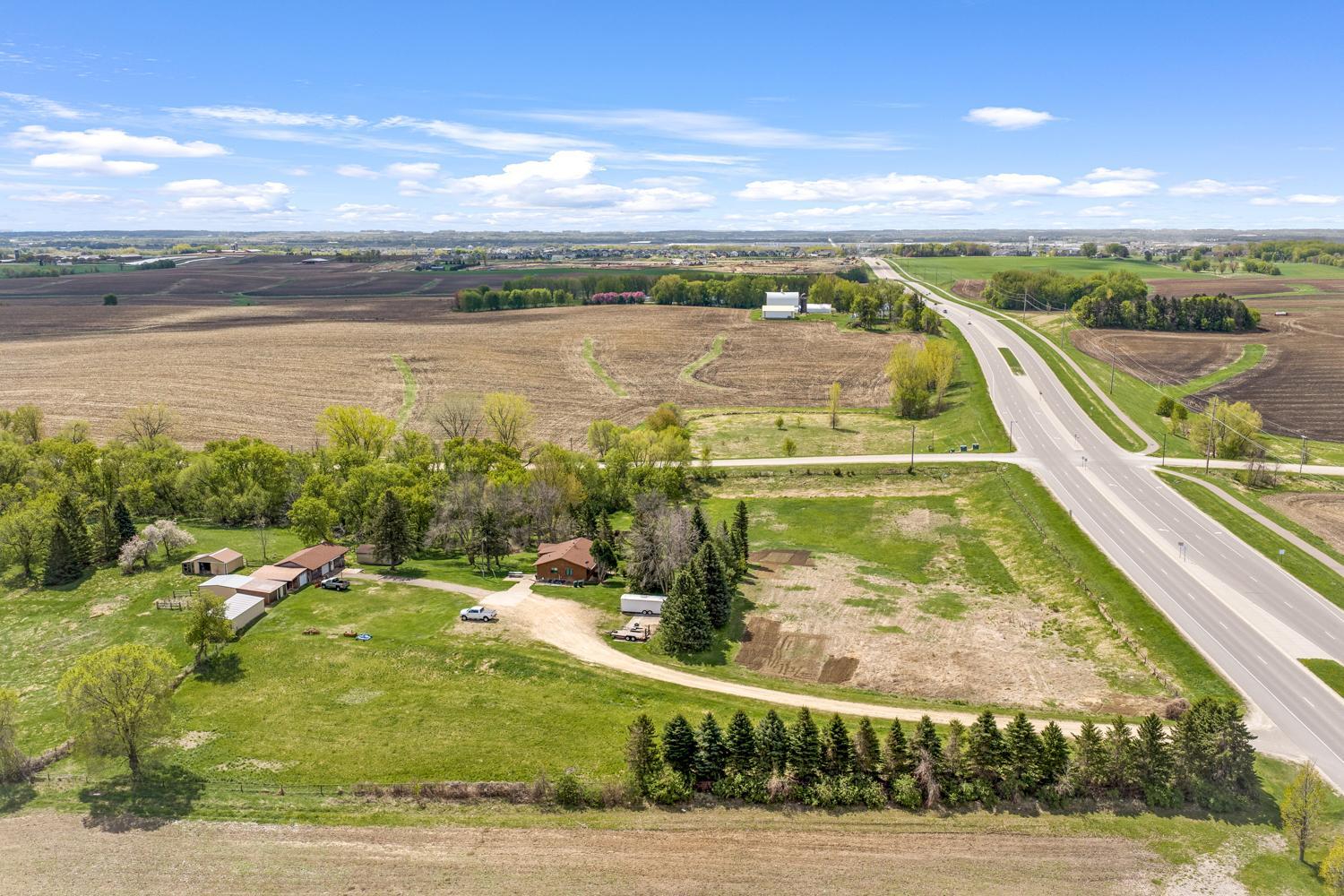 main property photo 18