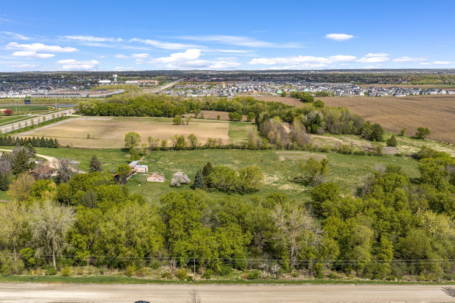 main property photo 35