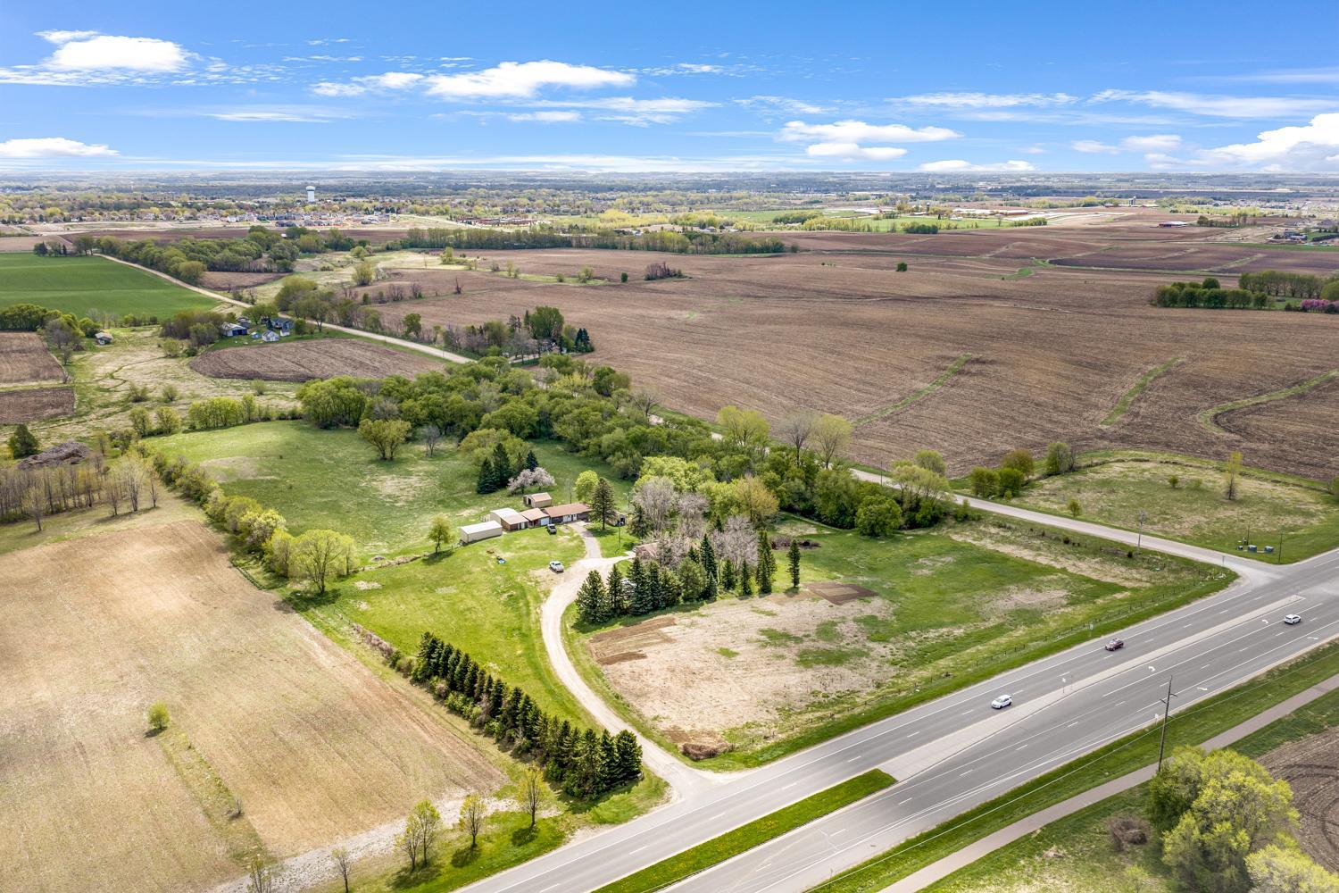 main property photo 39